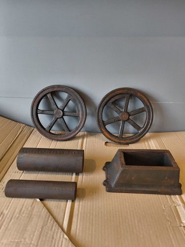 Scale model engineer - scale,